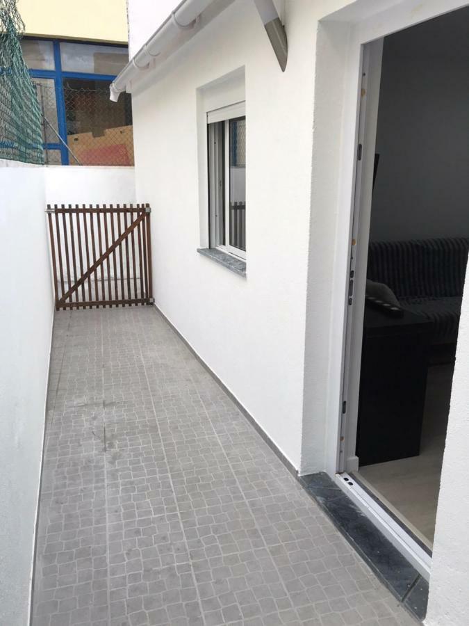 Corner House Appartamento Trafaria Esterno foto